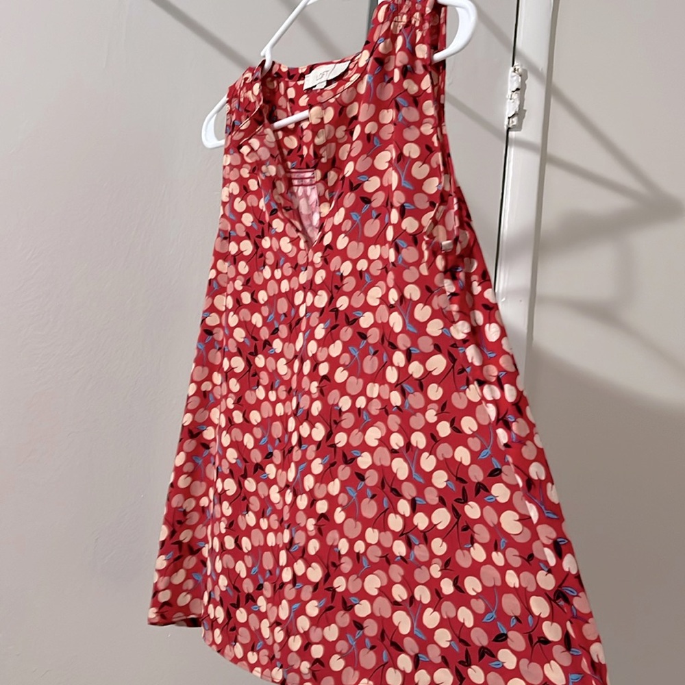 Loft sleeveless top